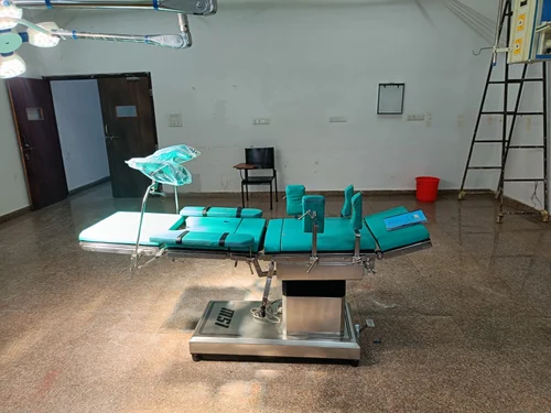 Electro Manual Ot Table With Dual Operations